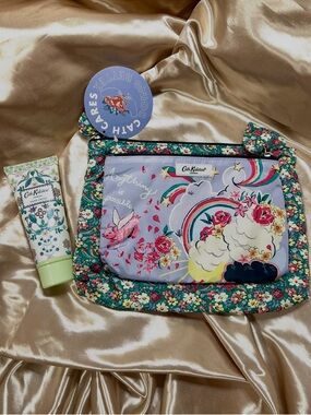 Cath Kidston Flying Pigs Anything Is Possible Pouch Set +woven flower Hand Cream